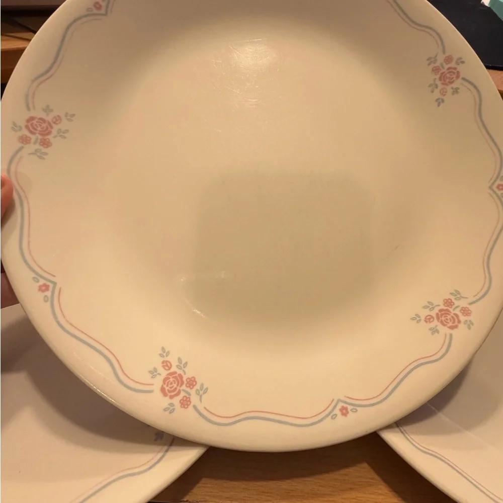 Vintage Corelle English Breakfast Dinner Plates - set of 3